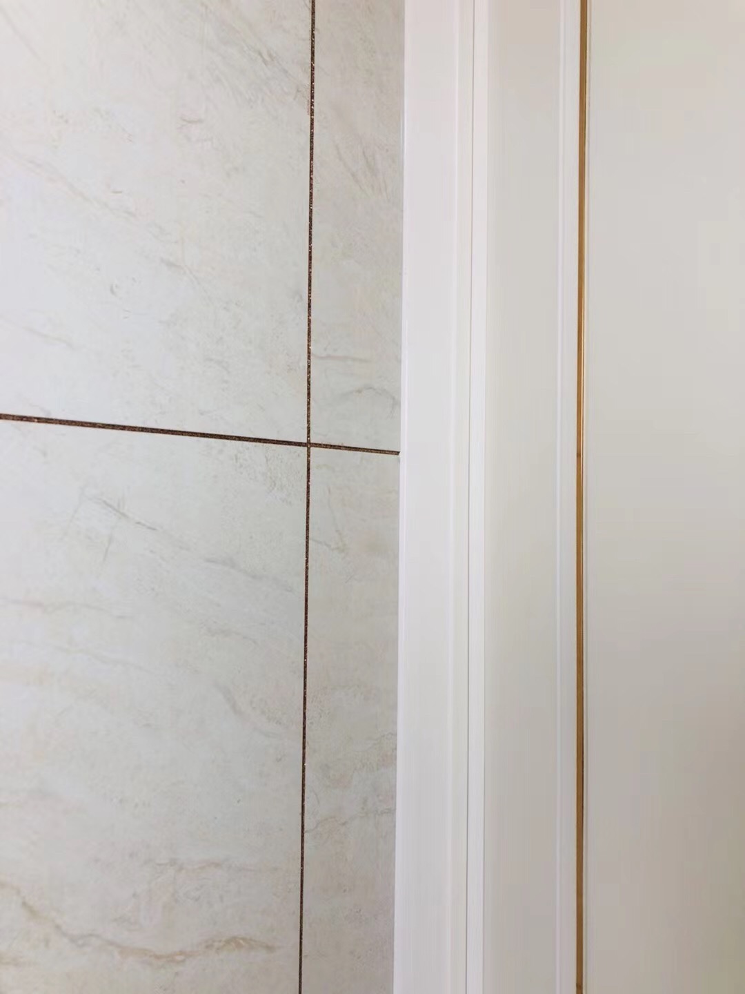 玻璃膠和美容膠,哪種更好?