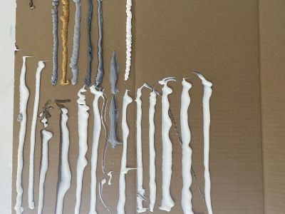 美縫劑易流掛，大多因?yàn)樗? alt=